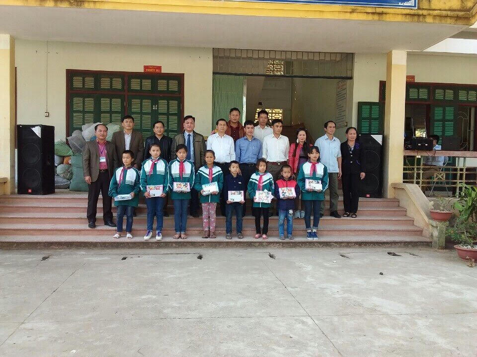 Công tác từ thiện năm 2016