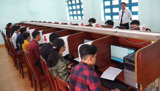 Ôn tập trên truyền hình